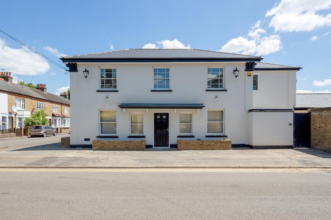 Elthorne Luxury Apartments - Uxbridge Exterior photo